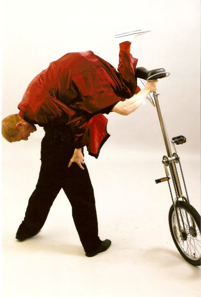 Mee and Dee comedy unicycle mount