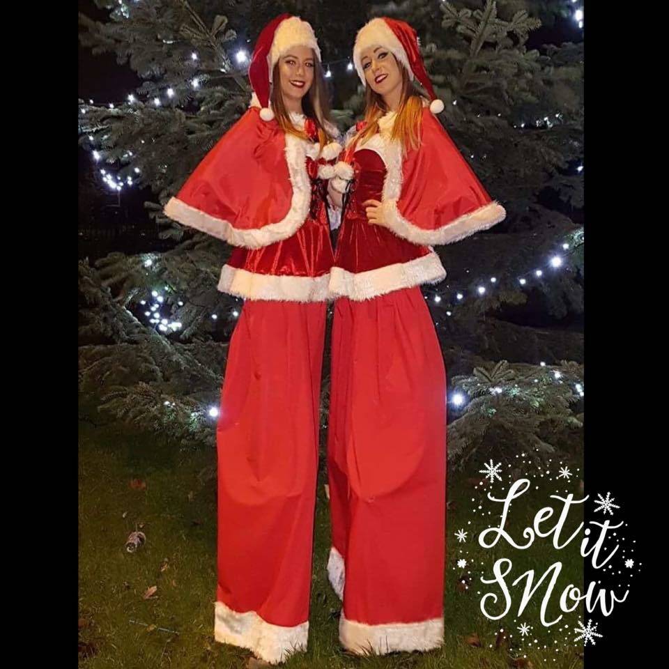 Miss Christmas stilts